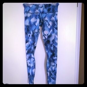 Lululemon Wunder Under LR tight